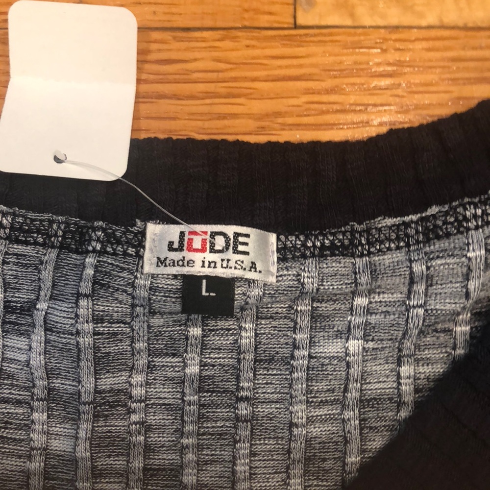 NWT BOUTIQUE DESIGNER JUDE SWEATER W/Net hem - Picture 7 of 8